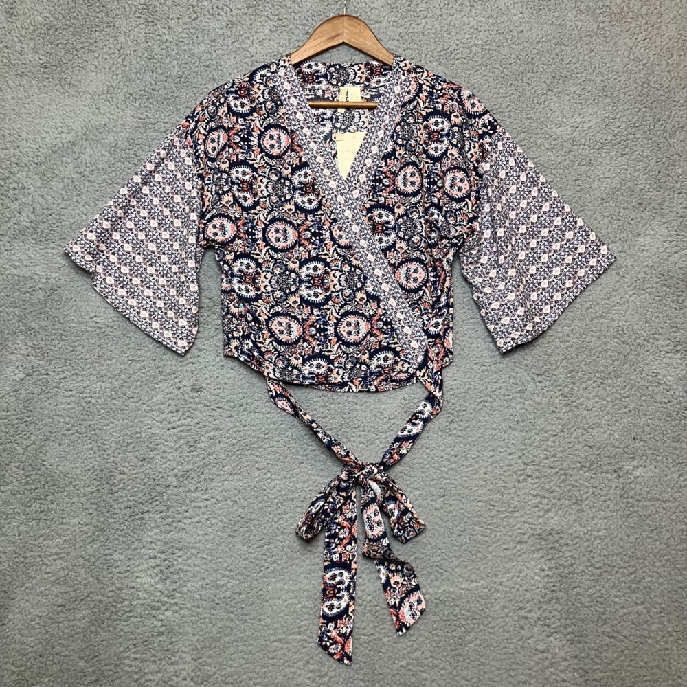 NWT Japna Wrap Top Women S Colorful Paisley Kimono Sleeve Back Tie Boho Artsy